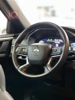 ميتسوبيشي اوتلاندر